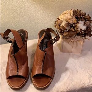 COLE HAAN with Nike Air leather heels